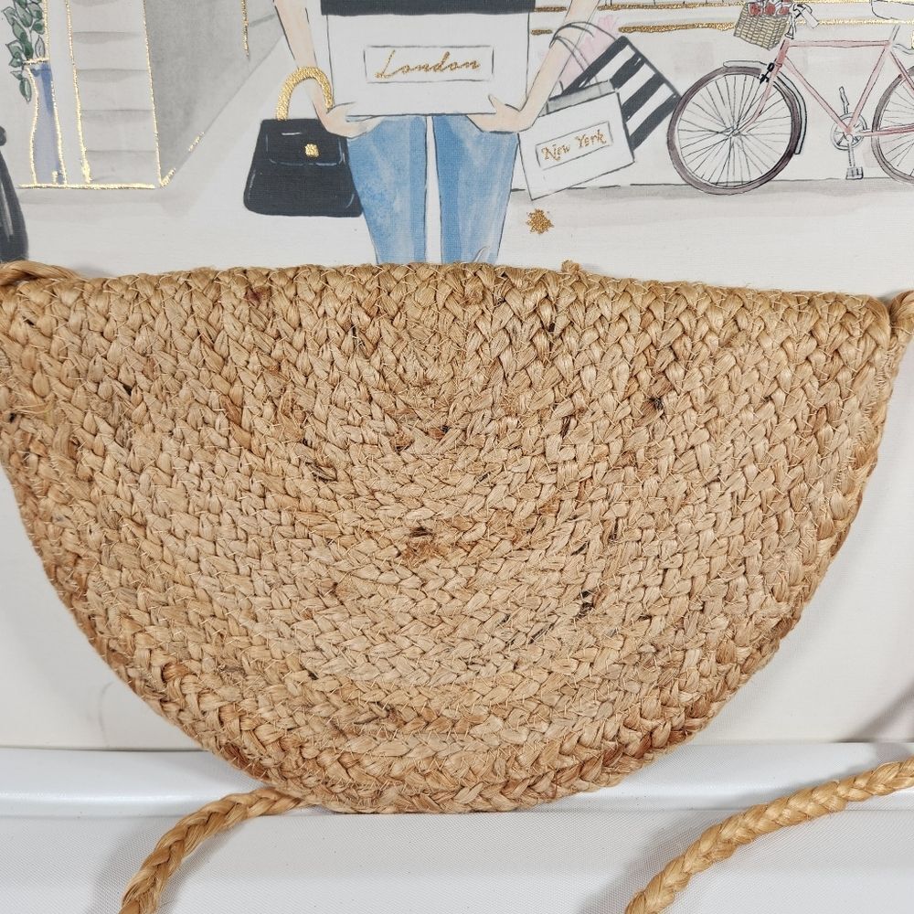 NWOT Straw Embroidered Half Moon Crossbody Bag - Picture 3 of 8